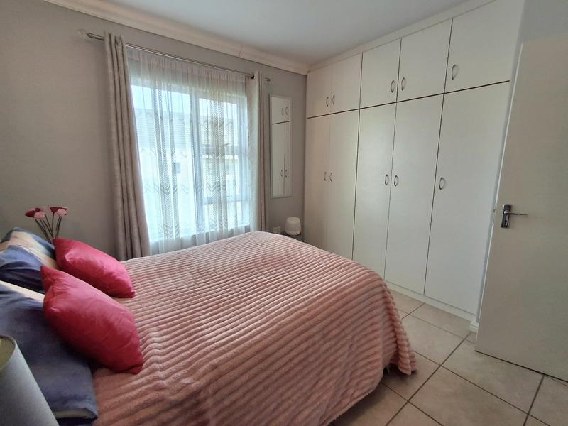 3 Bedroom Property for Sale in Golden Mile Western Cape
